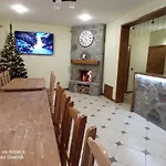 Отель кам'яний двір