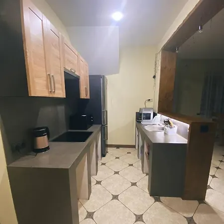 кам'яний двір