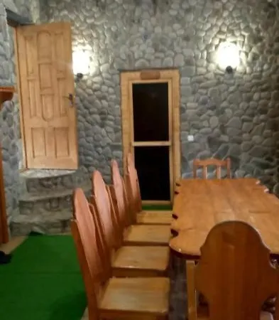 Hotel кам'яний двір *