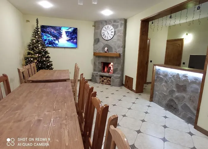 Hotel кам'яний двір