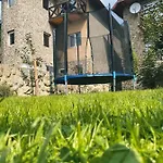кам'яний двір Hotel *